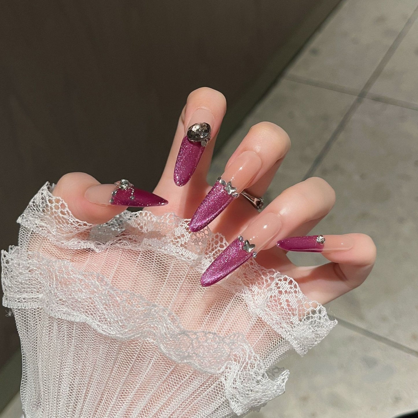 Glamouröse Stiletto Nagelkunst Extensions Brehn