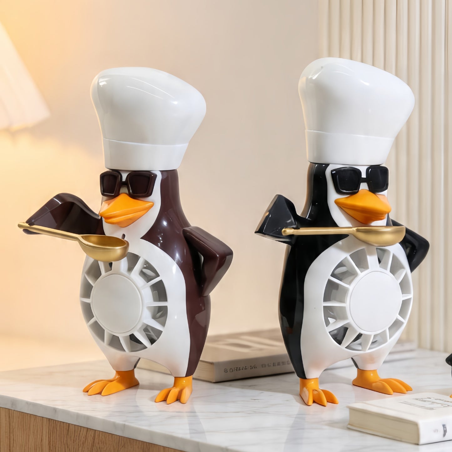 Damen Tischventilator im modernen Pinguin-Design Brehn