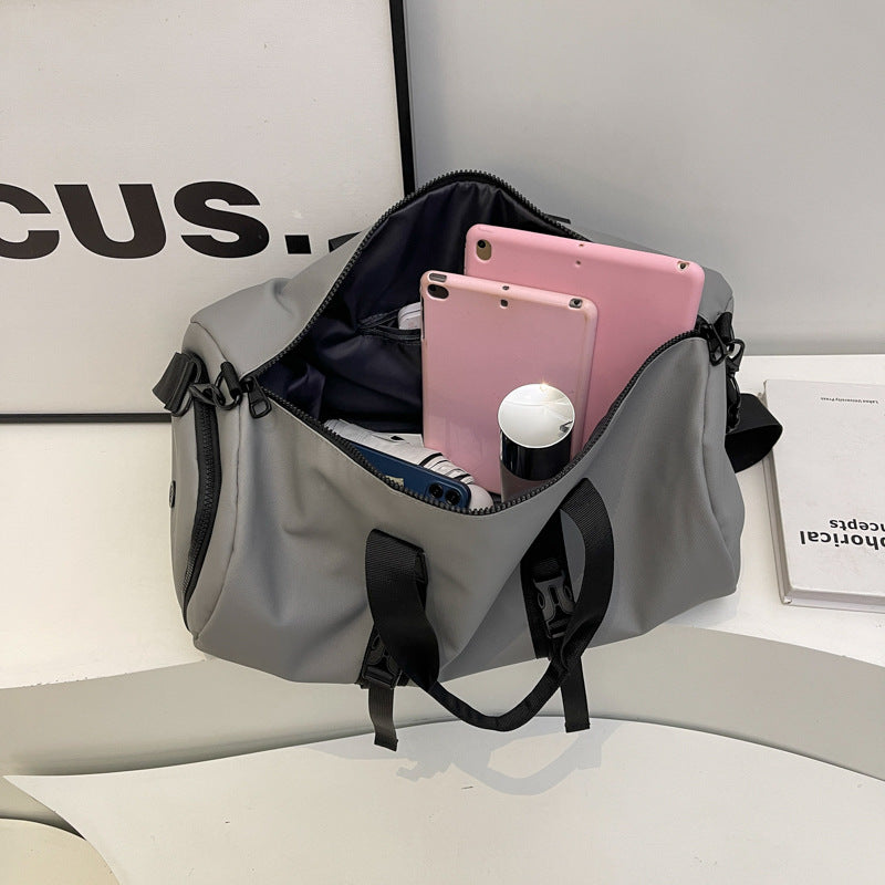 Robuste Reisetasche Mit Multifunktionsriemen Brehn