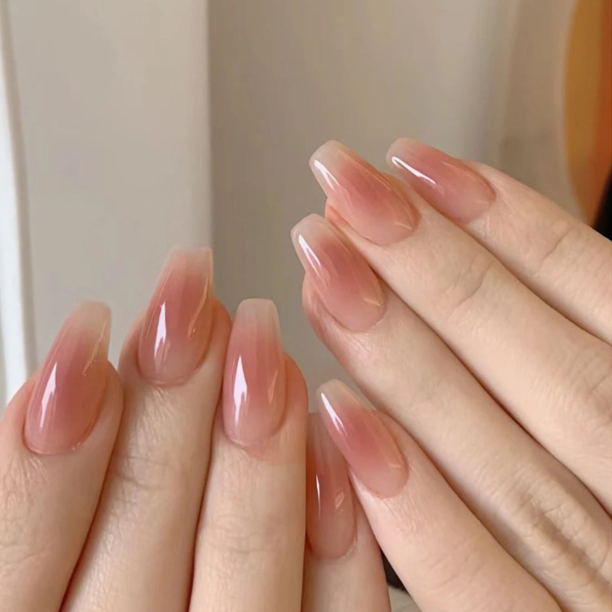 Elegante Ombre Gel-Nagelverlängerungen