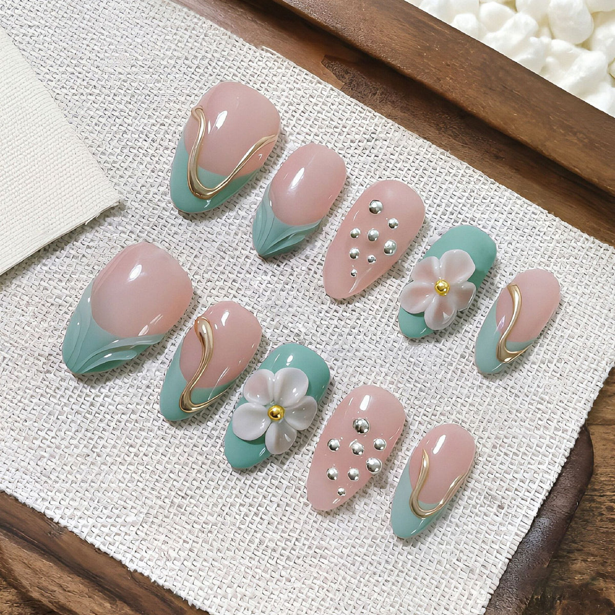 Dekoratives Floral Press-On Nail Art Set Brehn 1790636557