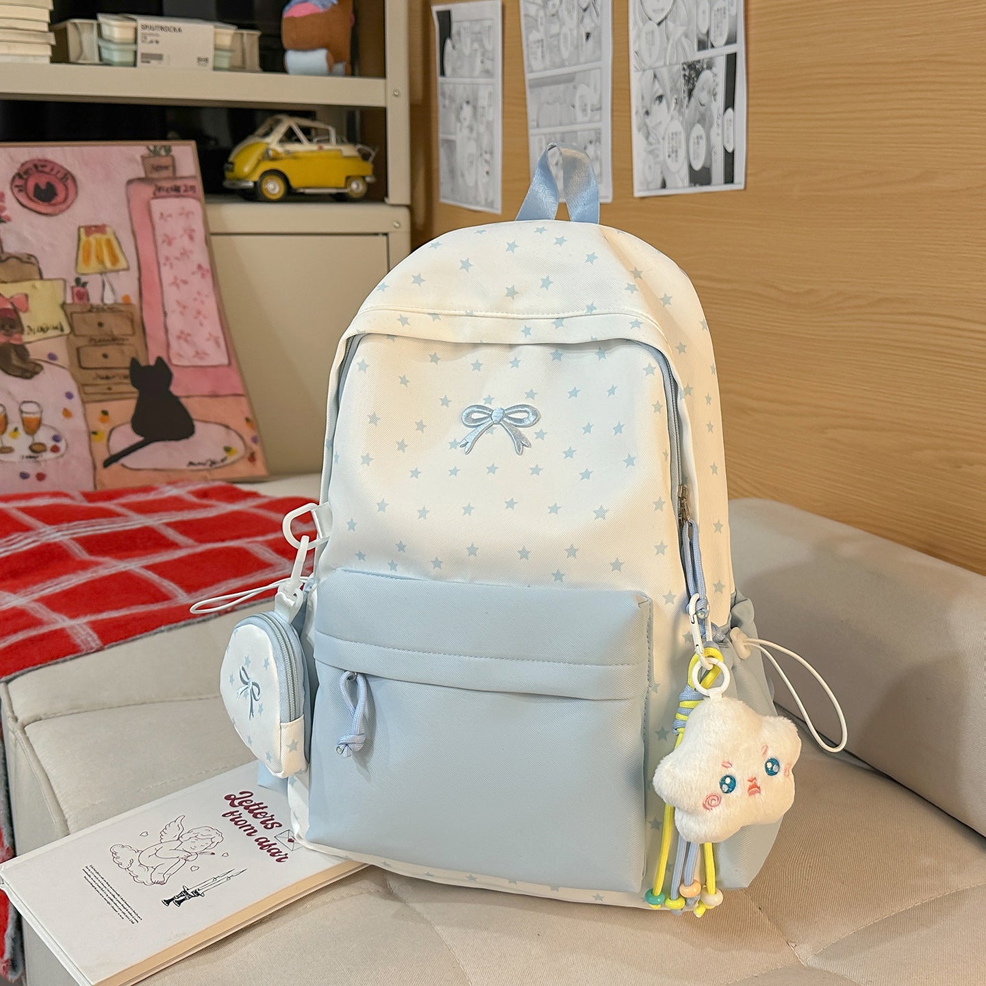 Rucksack mit Verspieltem Design und Kreativen Aufbewahrungslösungen Brehn
