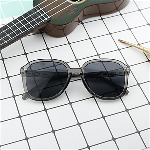 Damen Modische XXL-Sonnenbrille mit robustem Rahmen Brehn