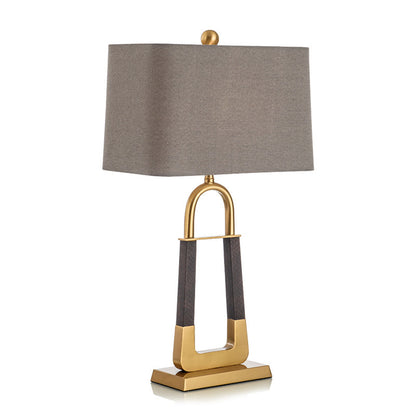 Dekorative Tischlampe mit modernem geometrischen Sockel