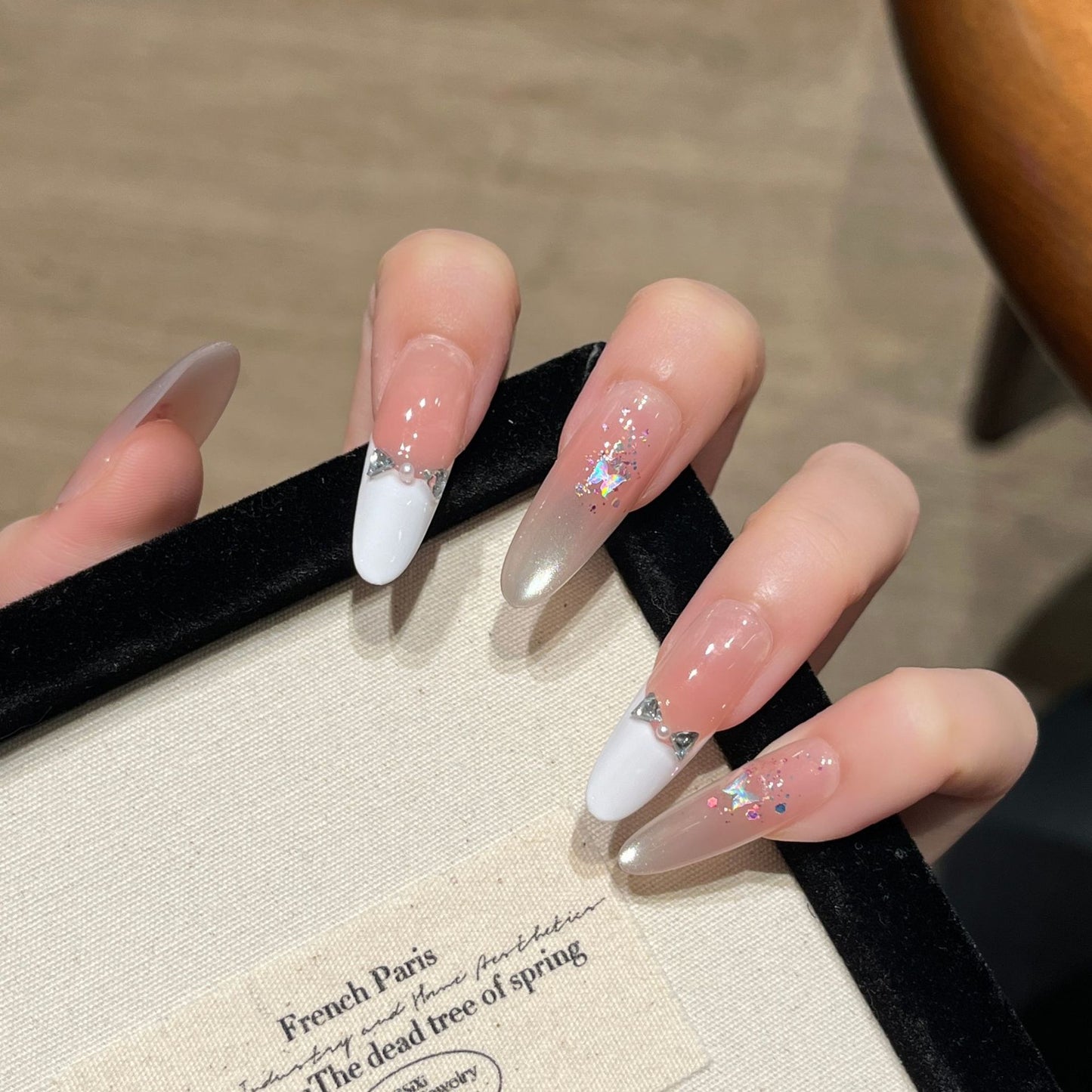 Dekorative Stiletto Press-On Nägel Brehn