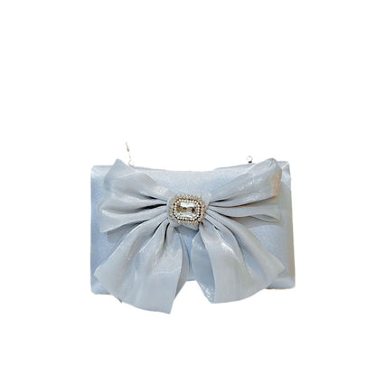 Elegante Satin Abend Clutch