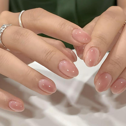 Hochwertiges Kunstnagelset mit elegantem Natürlichem Finish Brehn
