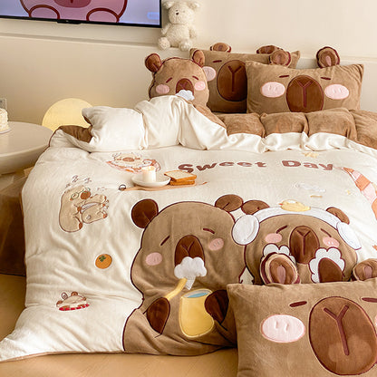 Flauschige Bettwäsche-Garnitur mit gesteppter Kuscheloberfläche, 3D-Teddy-Applikationen und wärmender Microfaserfüllung Brehn
