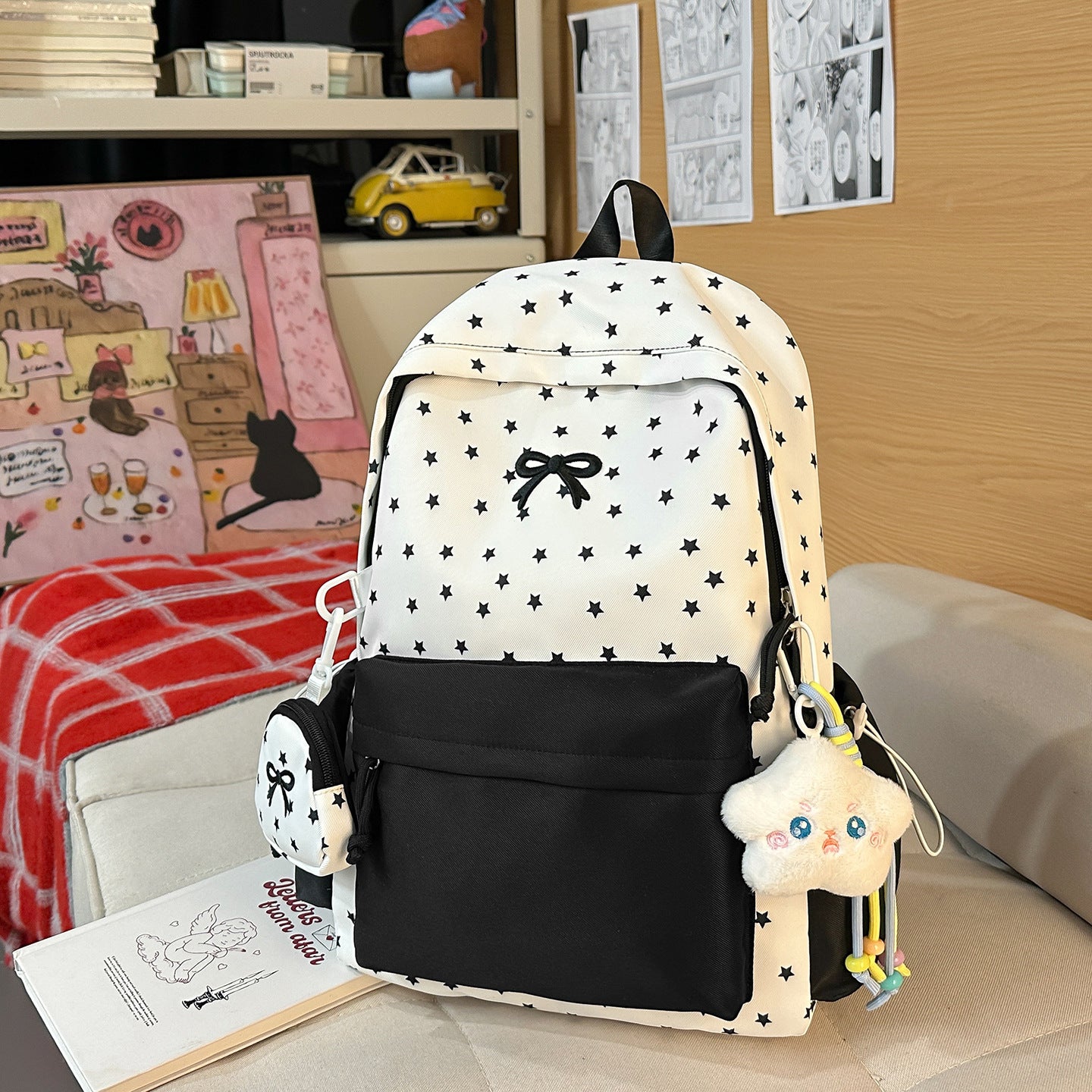 Rucksack mit Verspieltem Design und Kreativen Aufbewahrungslösungen Brehn