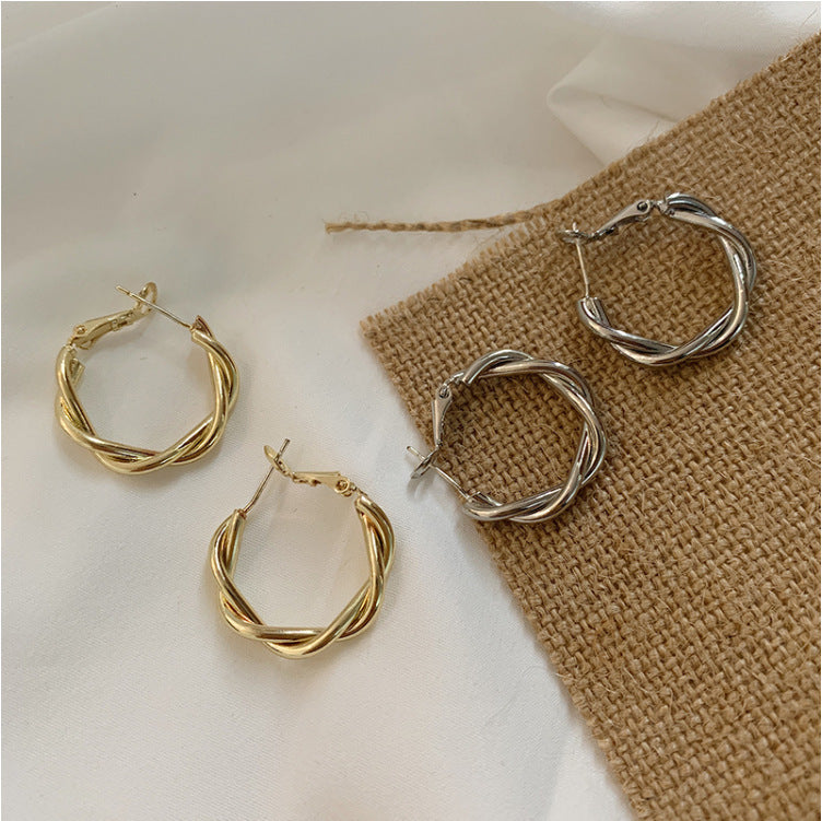 Elegante Spiral-Ohrringe Aus Hochwertigem Metall Brehn