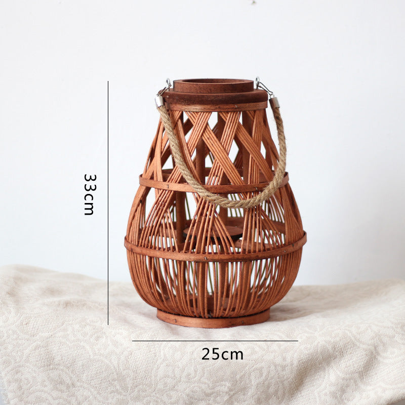 Handgefertigte Rattanlaterne Brehn