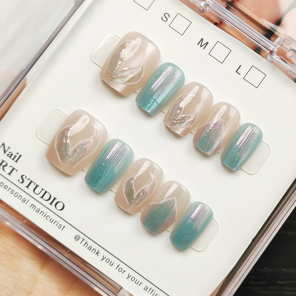 Glamouröse Kunstfingernägel mit Holographischem Effekt Brehn