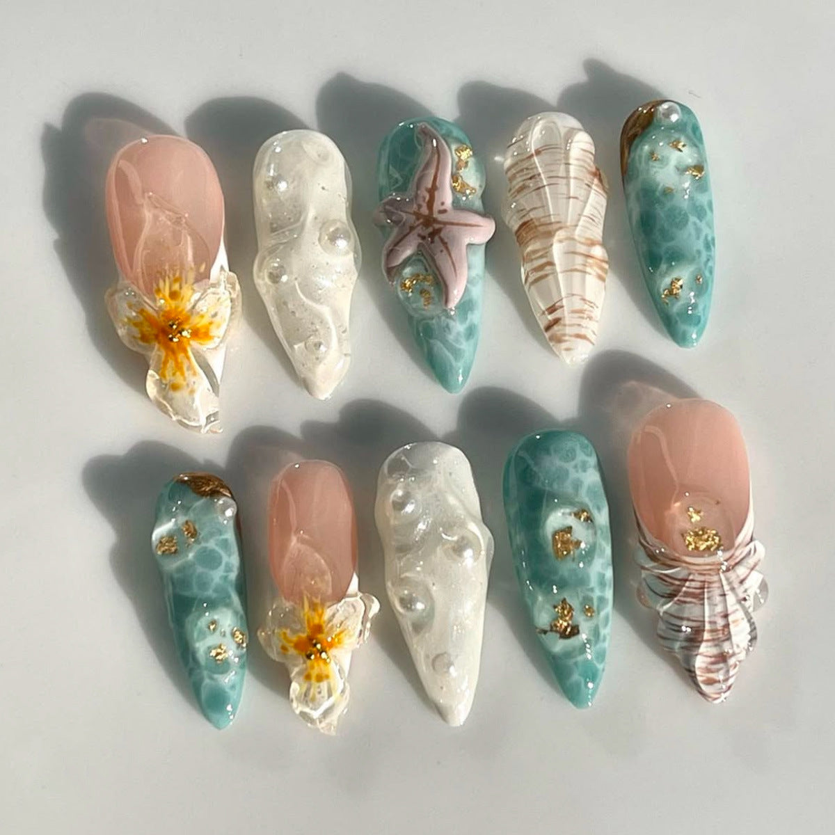 Thematic Artisan Press-On Nail Set Brehn