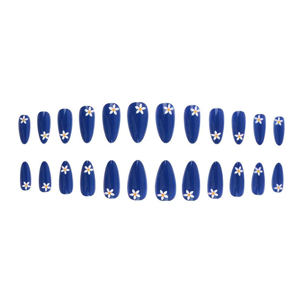 Künstlerisches Floral Press-On Nageldesign Brehn