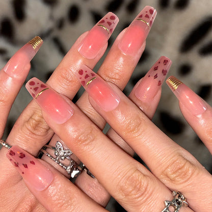 Elegantes Press-On-Nageldesign Brehn
