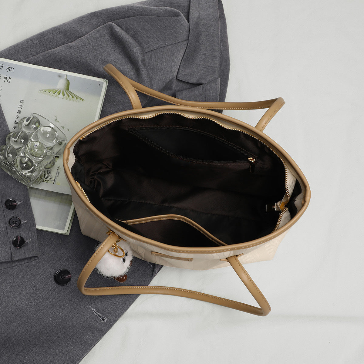 Texturiertes großes Tote Bag Brehn