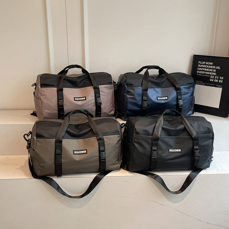 Sportliche Reisetasche Mit Robustem Design Brehn