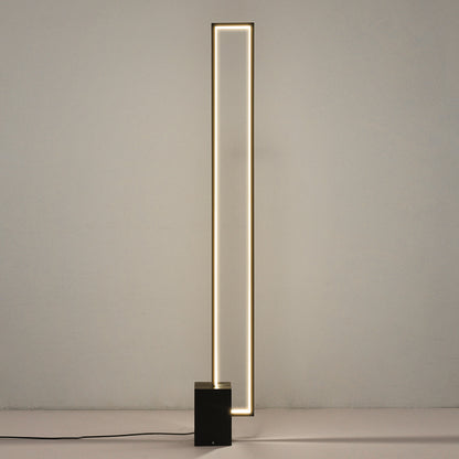 Minimalistische LED Stehlampe mit geometrischem Sockel