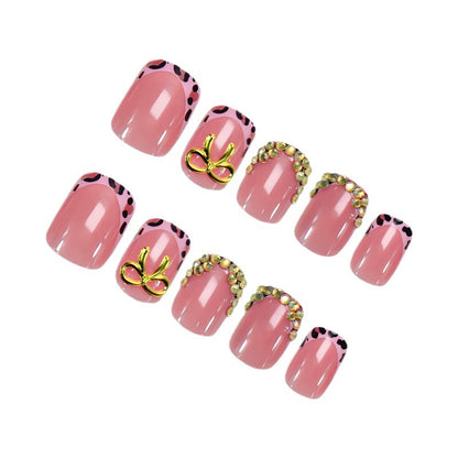Kunstnagelset mit luxuriösen Filigran-Verzierungen Brehn