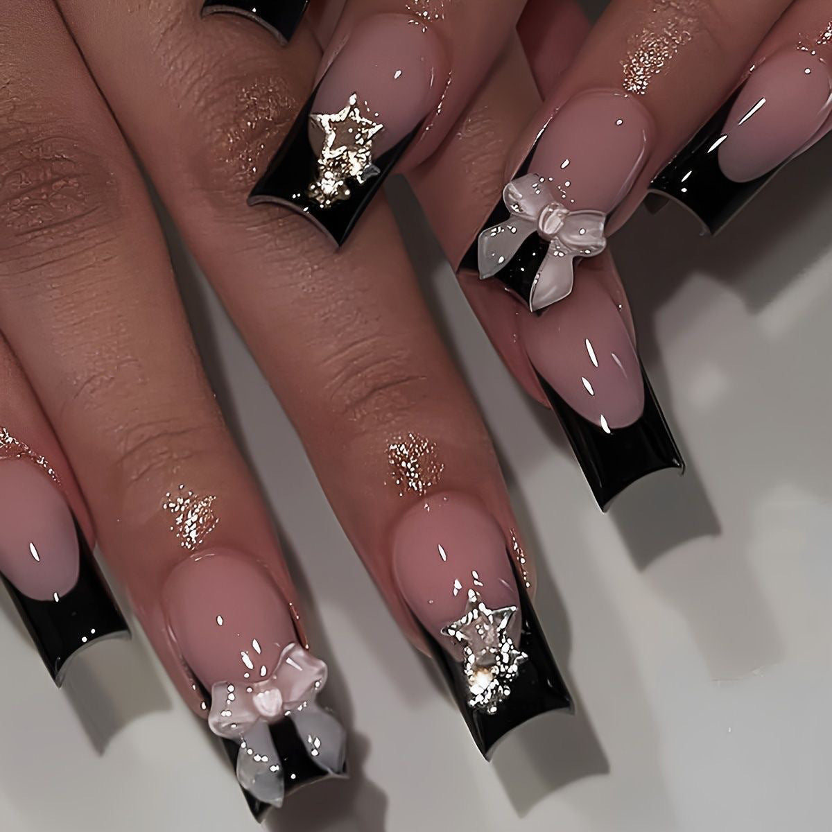 Elegante dekorative Stiletto-Nagelkunstverlängerungen Brehn