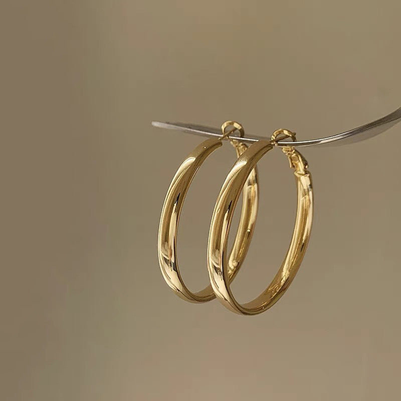 Elegante und Minimalistische Creolen Aus Hochwertigem Edelstahl Brehn