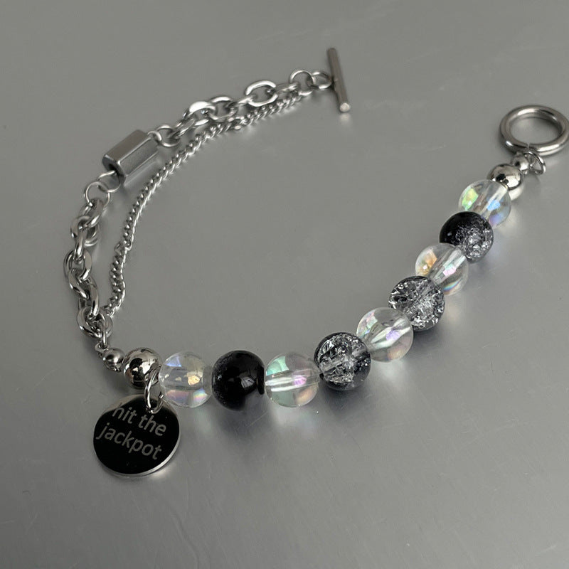 Stilvolles Perlen Charm Armband Brehn