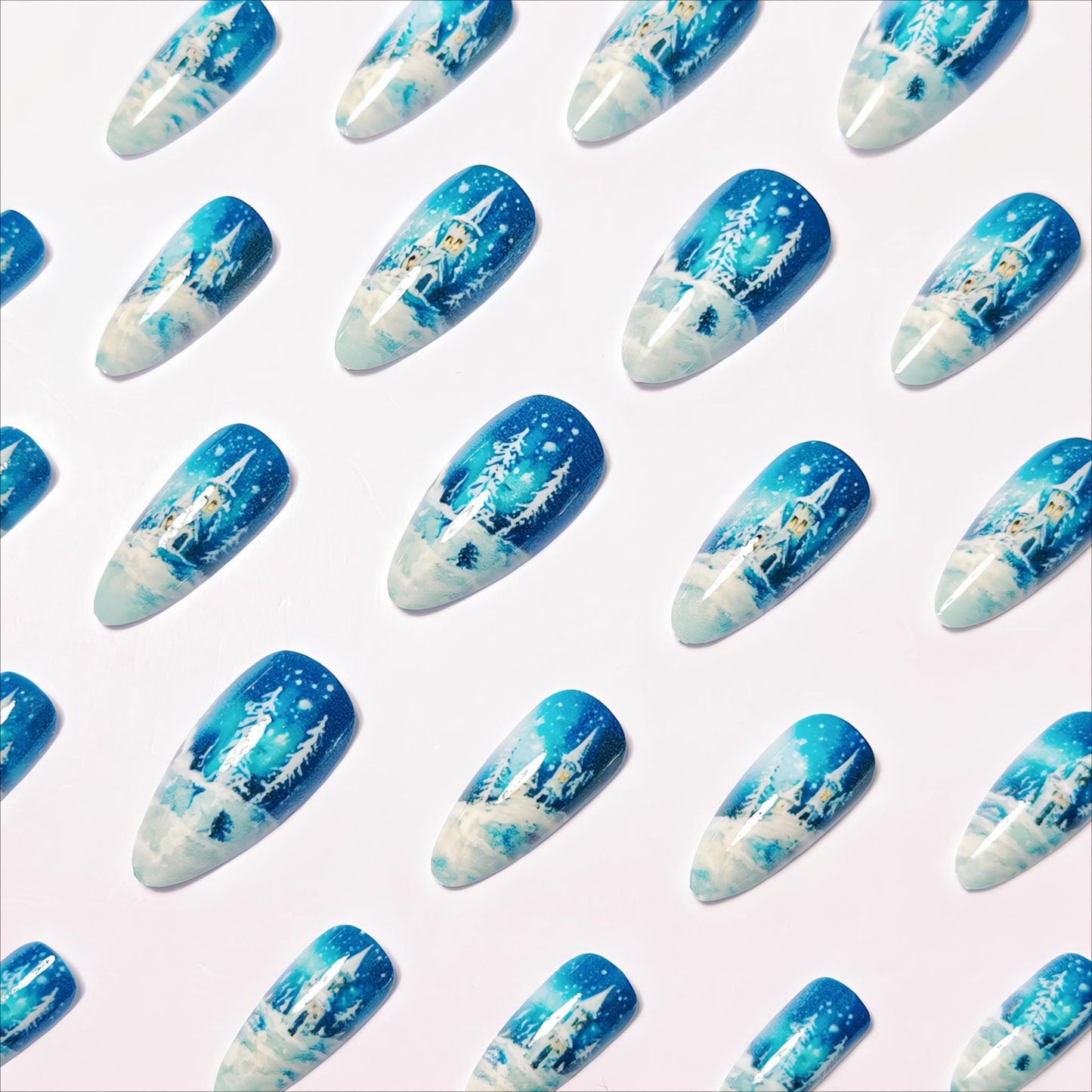 Winterliches Kunstnageldesign Brehn