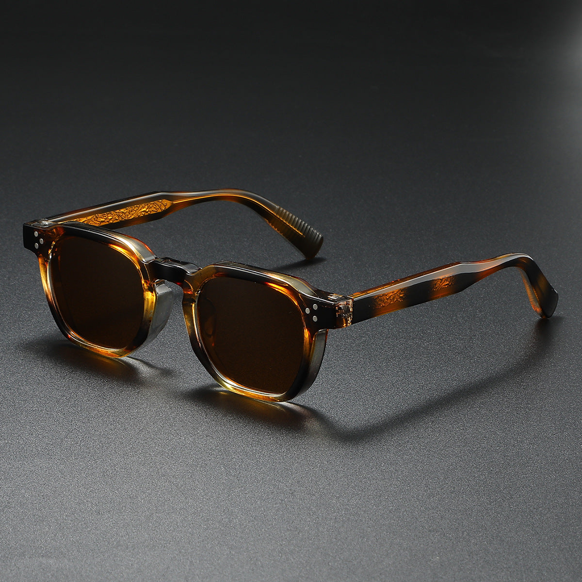 Damen Modische Sonnenbrille im innovativen Design Brehn