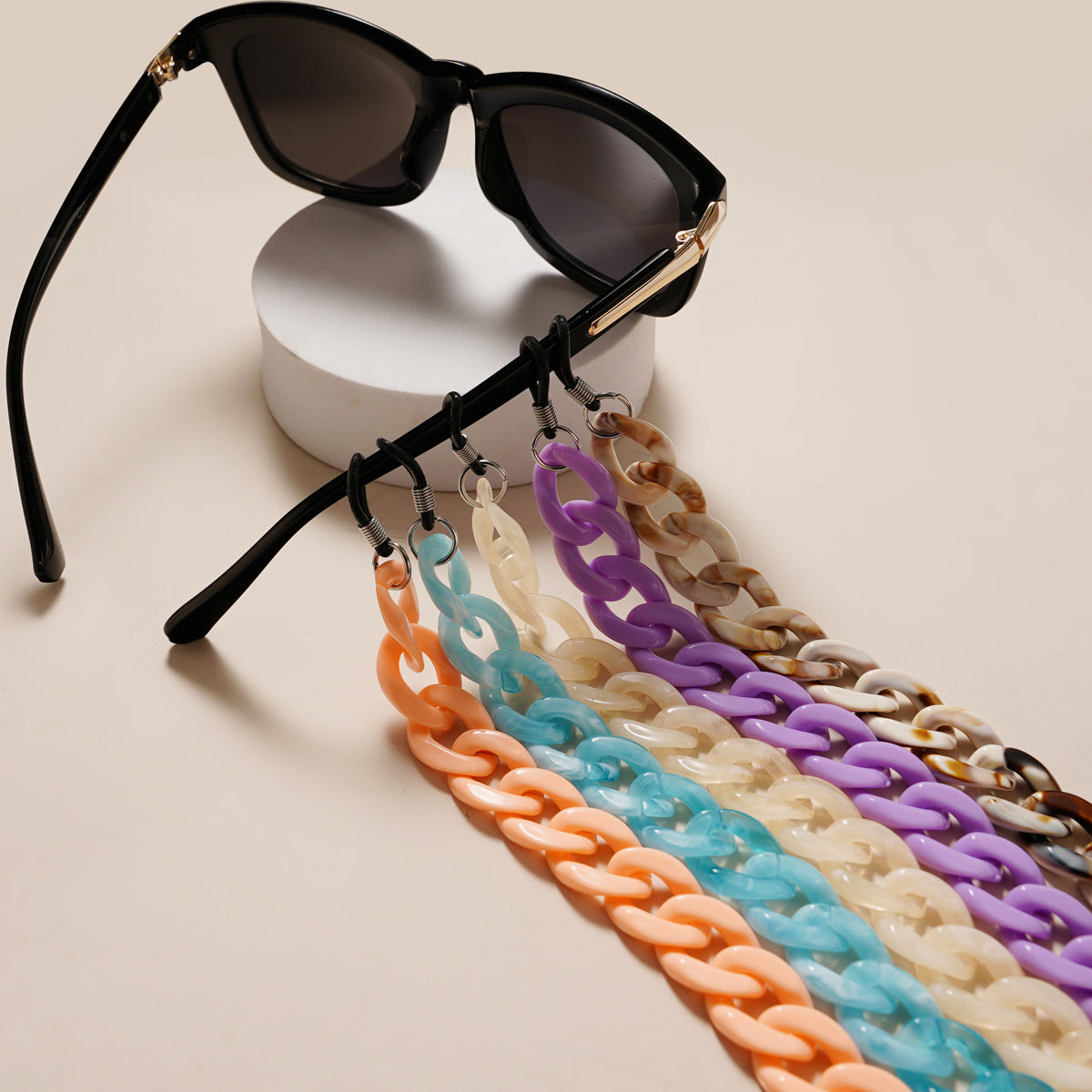 Chunky Chain Brillenhalter Brehn