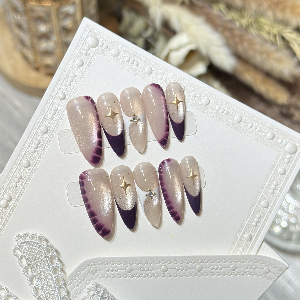 Elegantes Press-On-Nagelkunstset mit Kristalldetails Brehn