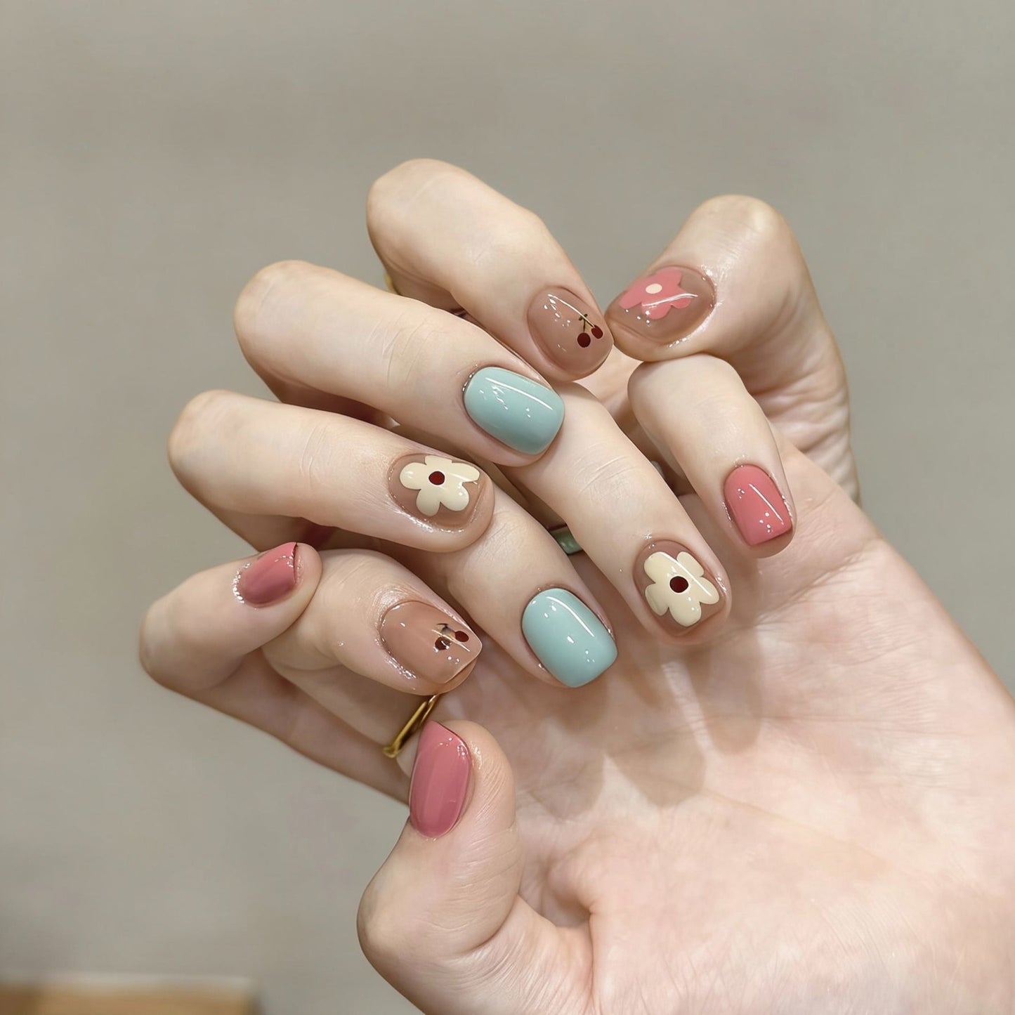 Kreative Nagelkunst Design Kollektion Brehn