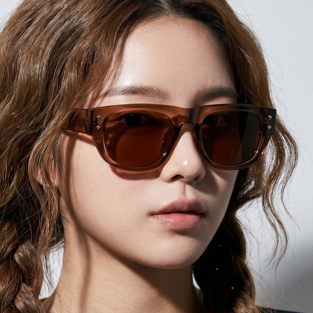 Damen modische Sonnenbrille im trendigen Rechteck-Design Brehn