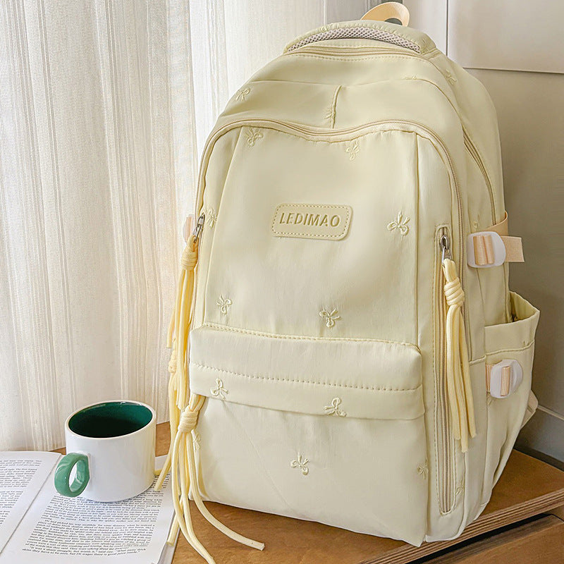 Stylischer Mehrfach-Taschen-Rucksack mit Anhänger Brehn