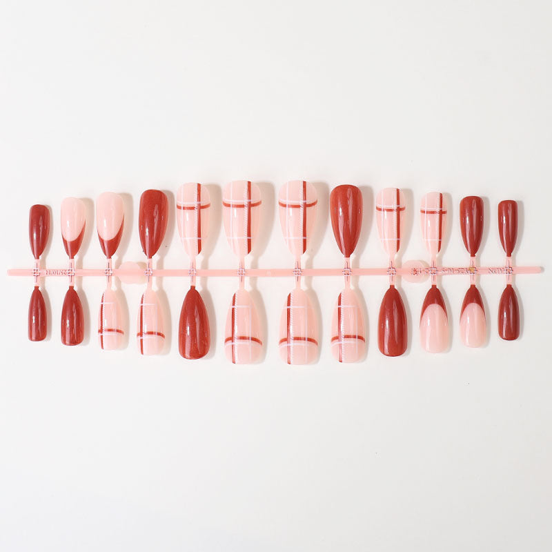 Elegante Glänzende Nagelspitzen Set Brehn