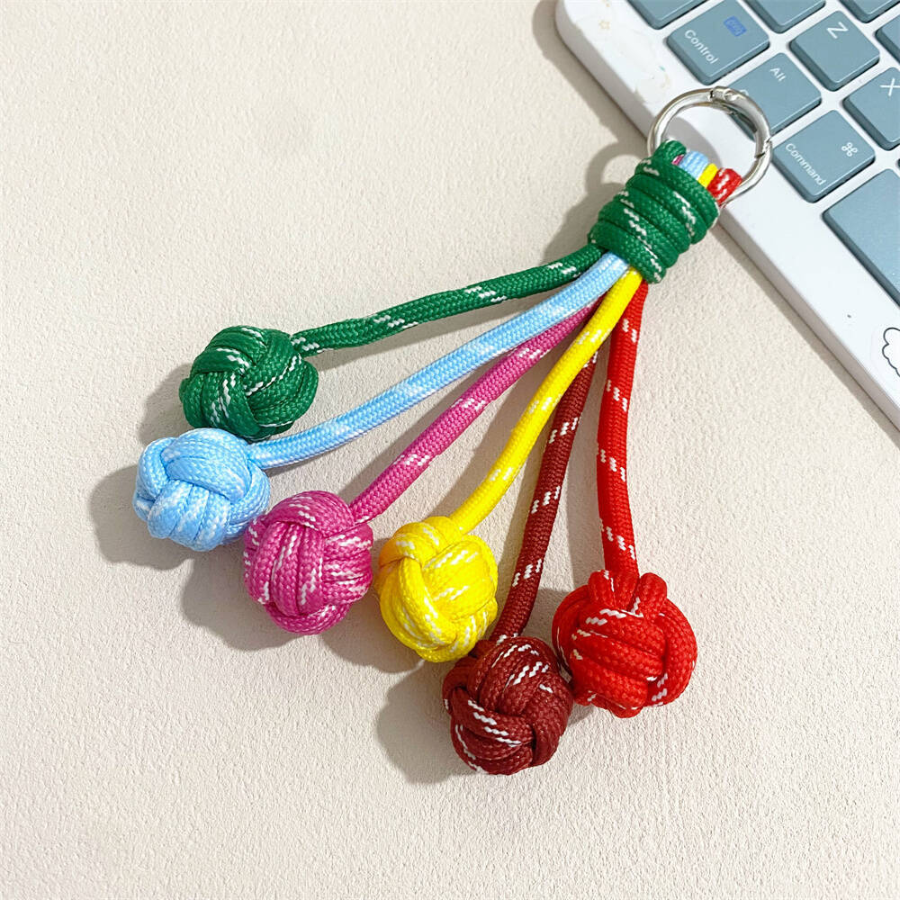 Bunte Knoten Dekor Schlüsselanhänger Brehn