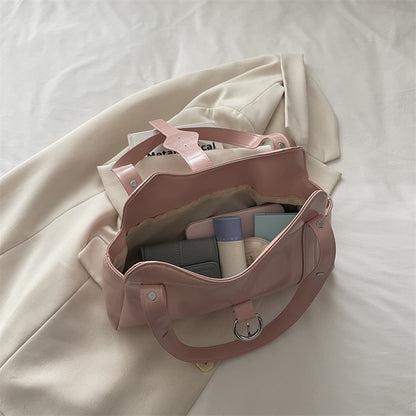 Elegante Handtasche aus Lackleder