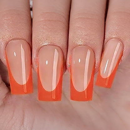 Kunstnagelset mit stilvollem Farbverlauf und eleganten Designs Brehn