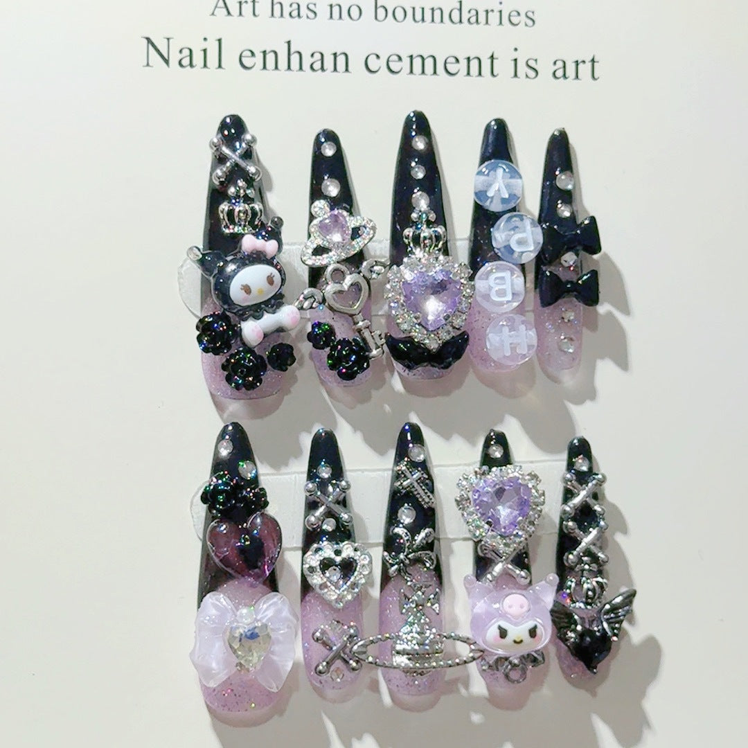 Dekorative Nagelkunst