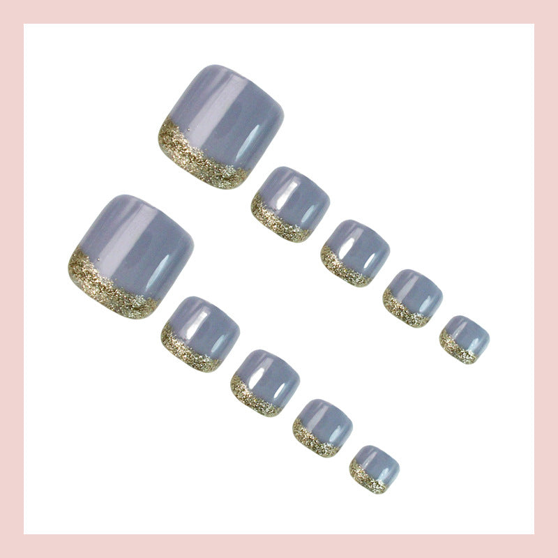 Kunstnagelset mit glamourösen Glitzerakzenten Brehn