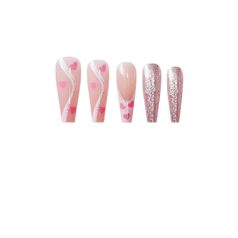 Künstlerische Glitzer- und Herzdesign Press-On Nagelverlängerungen Brehn