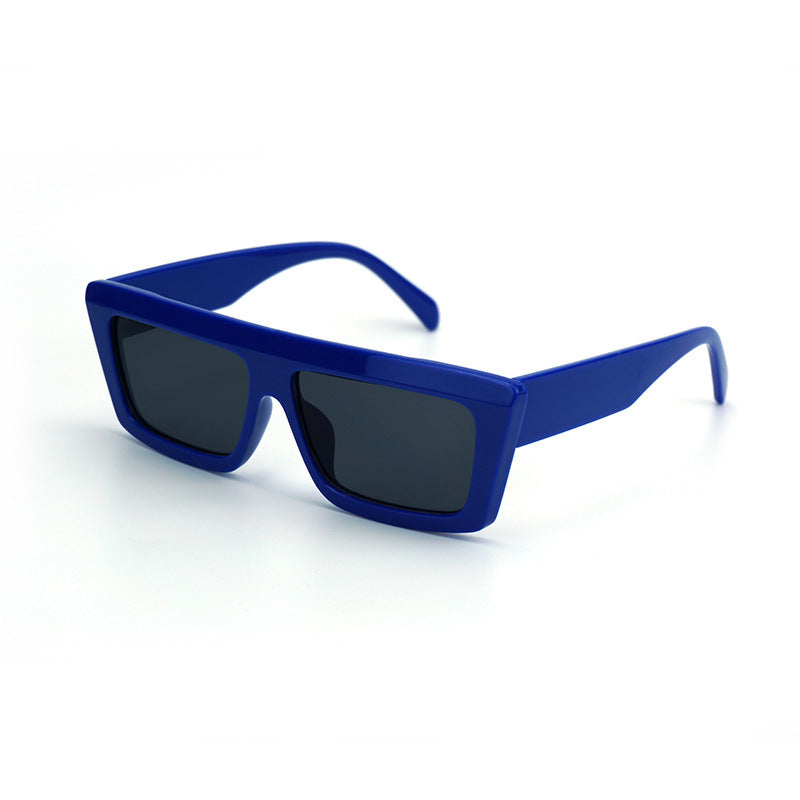 Damen Oversized Sonnenbrille mit modernem und kantigem Design Brehn