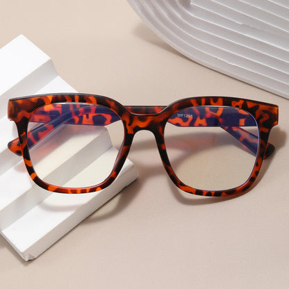 Damen Designer-Brille mit elegantem quadratischen Rahmen und modernen Akzenten Brehn