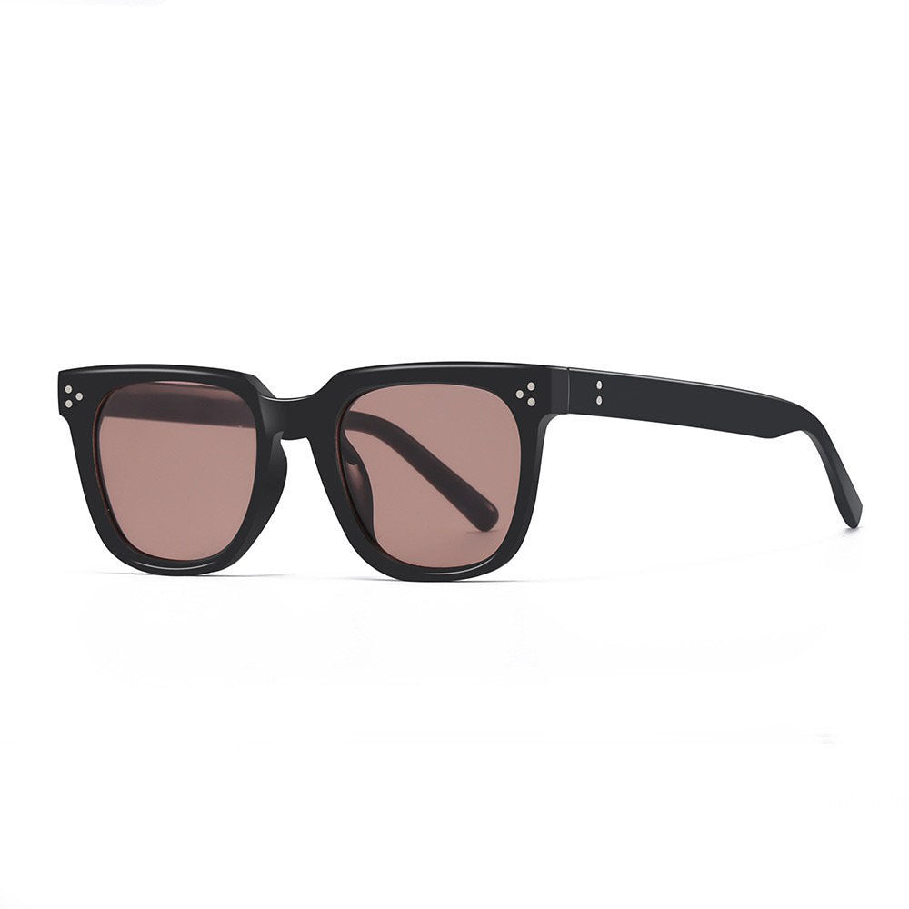 Damen modische Sonnenbrille mit robustem Rahmen und UV-Schutz Brehn
