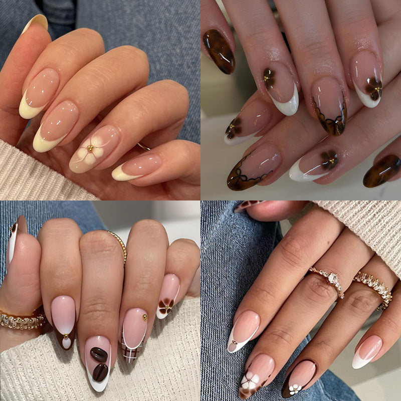 Kunstnagelset mit kreativen Blüten- und Tiermotiven Brehn