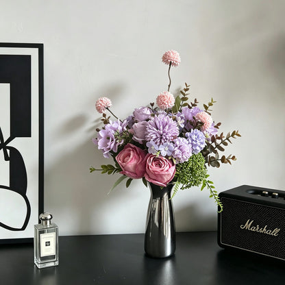 Künstlicher Blumenstrauß Display
