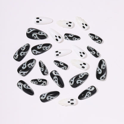 Kreatives Kunstnagelset mit Gespenstermotiven Brehn