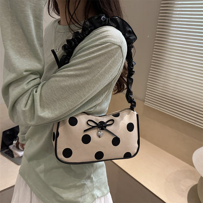 Lässige Polka-Dots-Handtasche