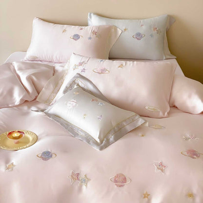 Satin-Bettwäsche-Set mit gesticktem Galaxie-Motiv und seidig-glattem Finish
