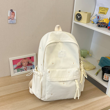 Stylischer backpack mit floralem Schmuck Brehn