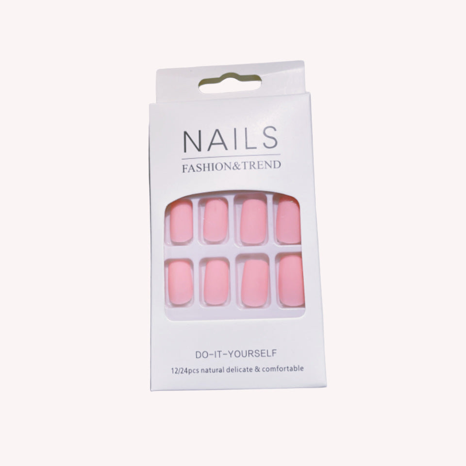 Press-On Nail Kit mit elegantem DIY-Design Brehn